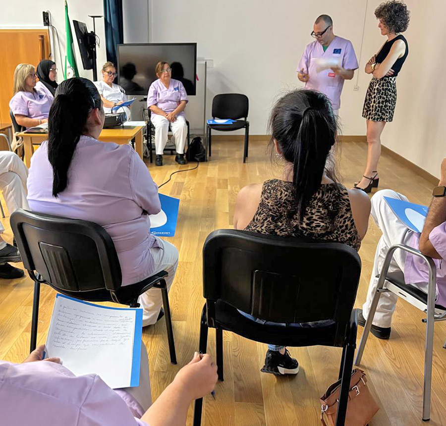 Noticia: Formación en humanización de los cuidados para mejorar la atención a personas con discapacidad o dependencia
