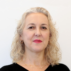 El Saliente: María del Mar Muñoz López. Directora del CDM Hogar II