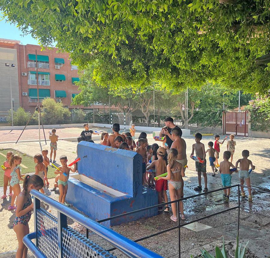 Juegos Agua Escuela de Verano El Saliente 2026