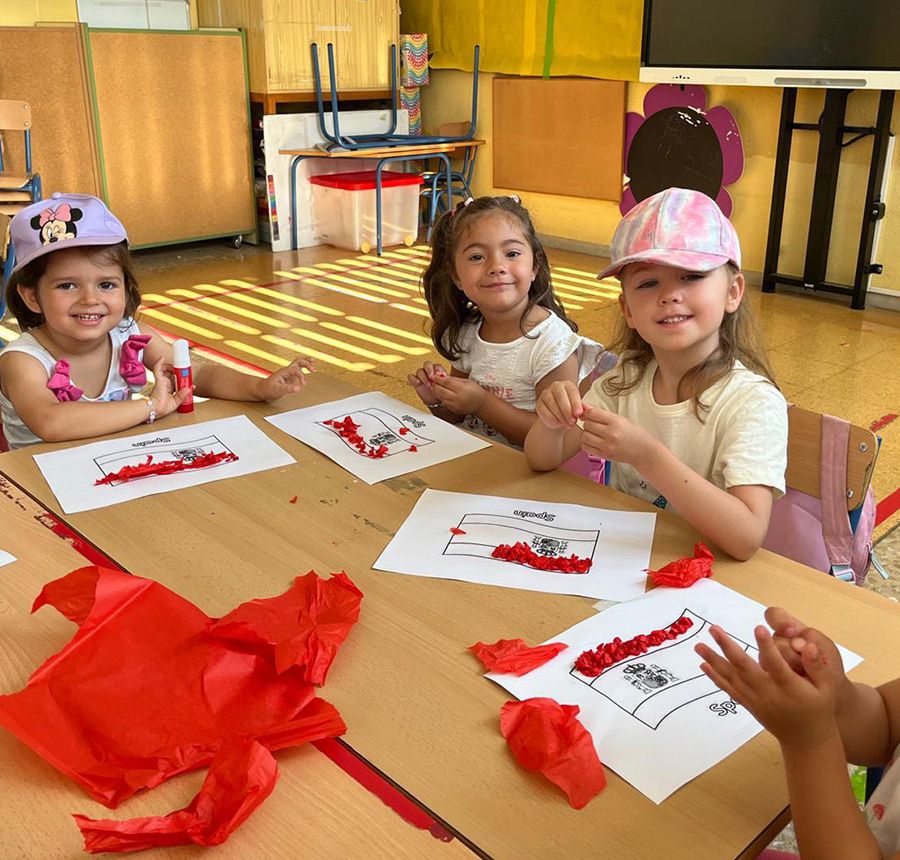Manualidades Aula Escuela de Verano El Saliente 2026