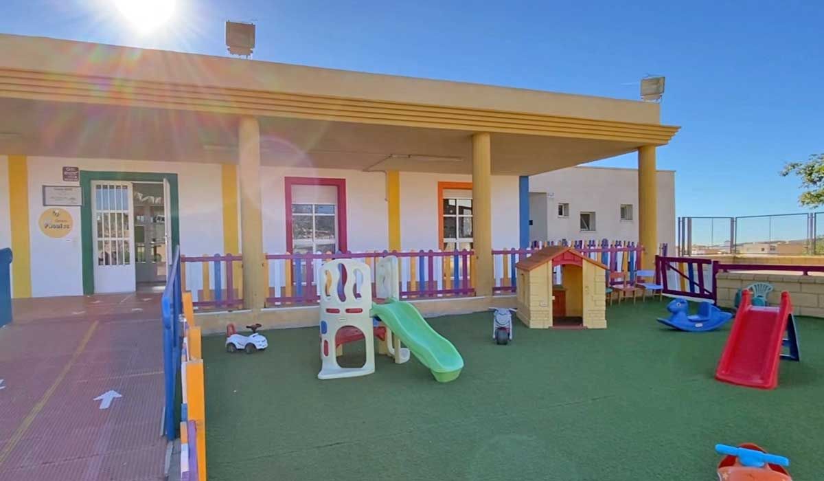 El Saliente: Escuela Infantil Municipal El Mirador. Benahadux, Almería
