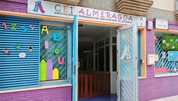 Centro de Educación Infantil Almeragua. El Parador de las Hortichuelas, Roquetas de Mar (Almería)