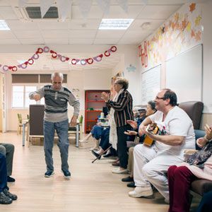 Programa Cabeza y Corazón: Mueve tu CU CU. Centros de Día El Saliente