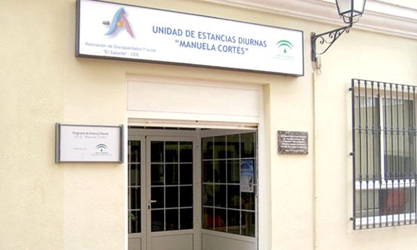 Centro de Día para Mayores Manuela Cortés. Albox (Almería). El Saliente