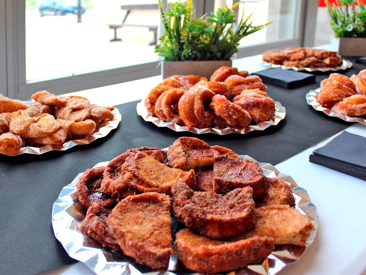 Repostería de Semana Santa. Foto2. Catering El Saliente