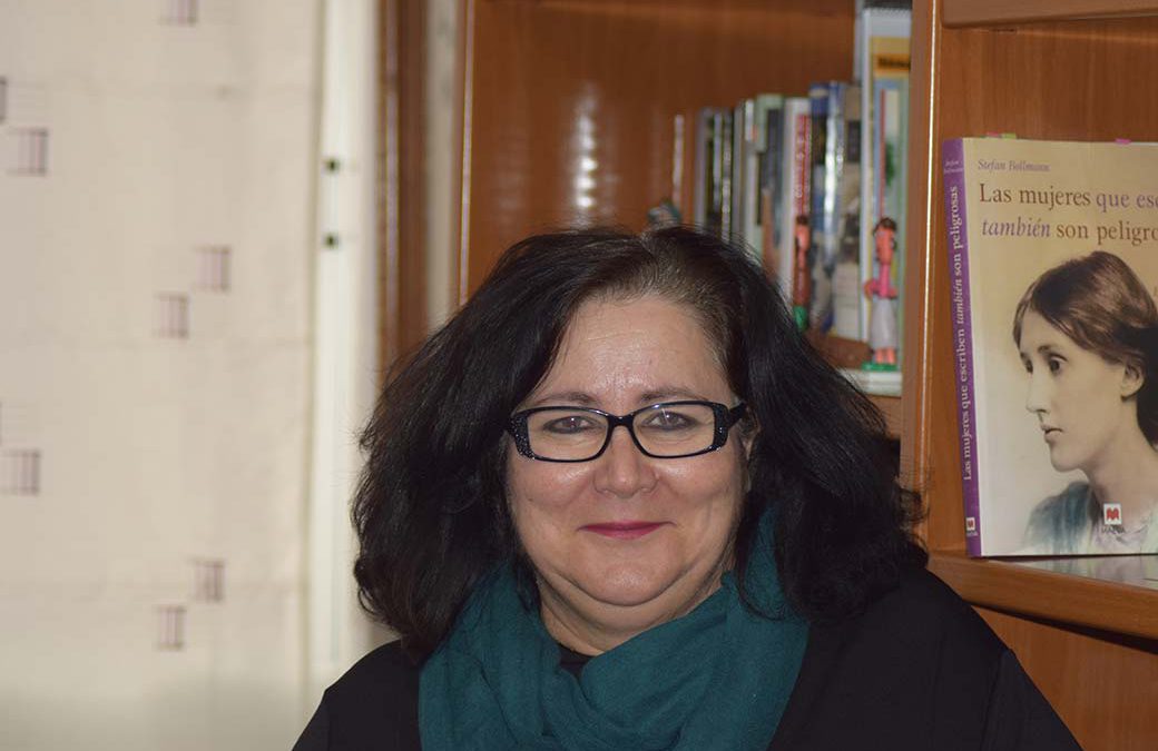 Conferencia “Un aula abierta al mundo” a cargo de Carmen Cañabate