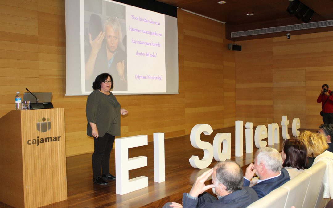 La docente Carmen Cañabate aboga por “un aula abierta al mundo” para mejorar la Educación Infantil